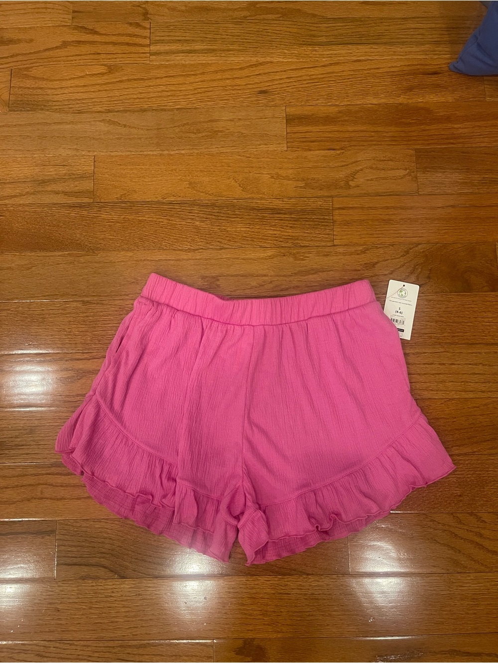 Secret Treasures Women's Pink Ruffle Pull-On Shorts Size Small NEW